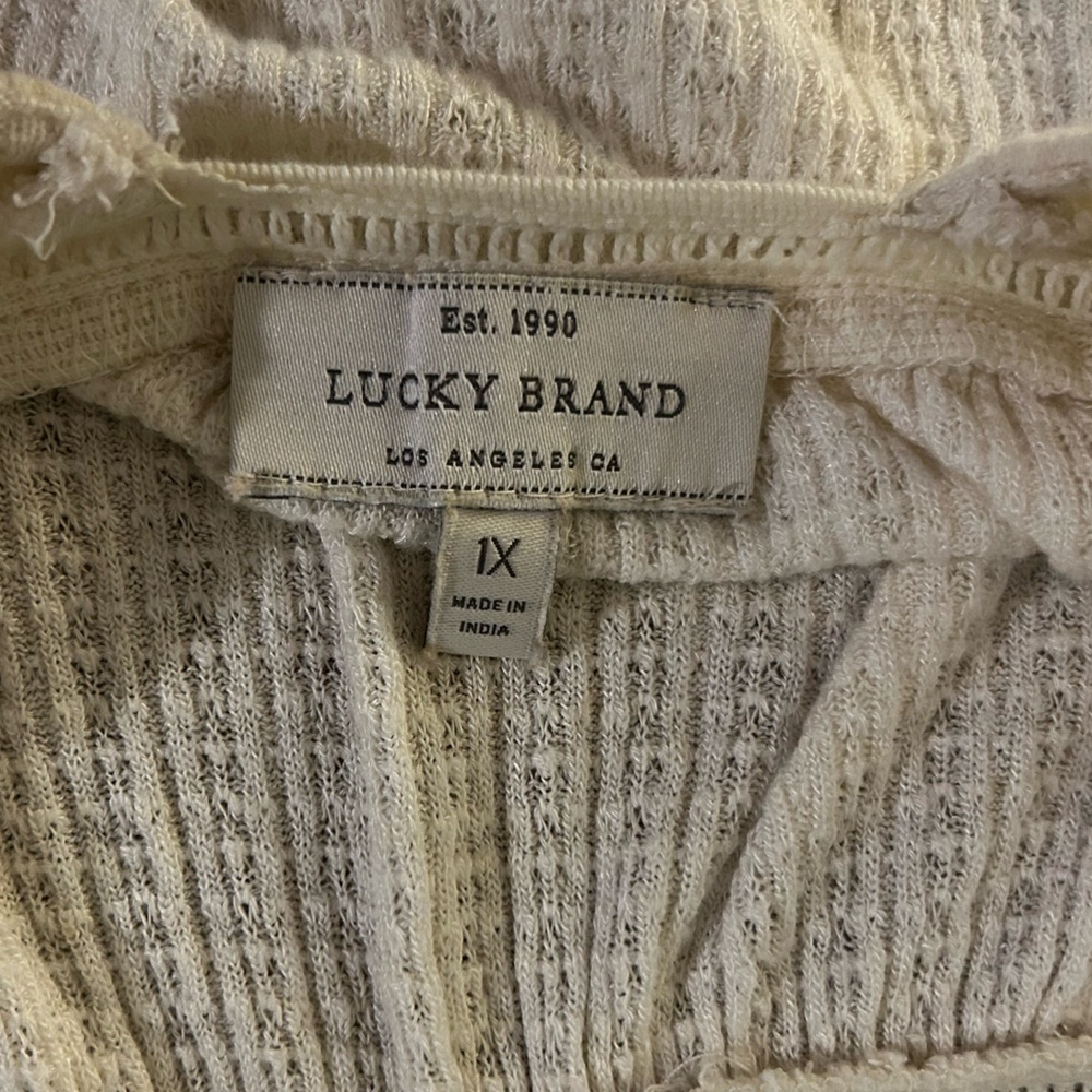 Lucky Brand Cream Sleeveless textured tank Top size 1X knit & woven - Picture 10 of 15